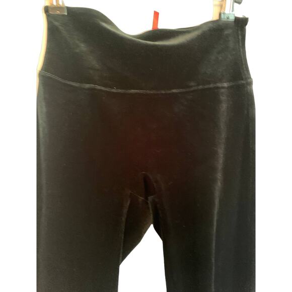 Spanx Velvet Size Medium Women's Legging - Picture 4 of 6